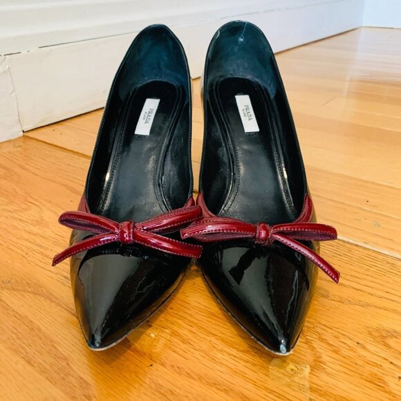 PRADA Black Patent Leather Heels With Maroon Bow, Size 41 US 11 - Picture 11 of 16